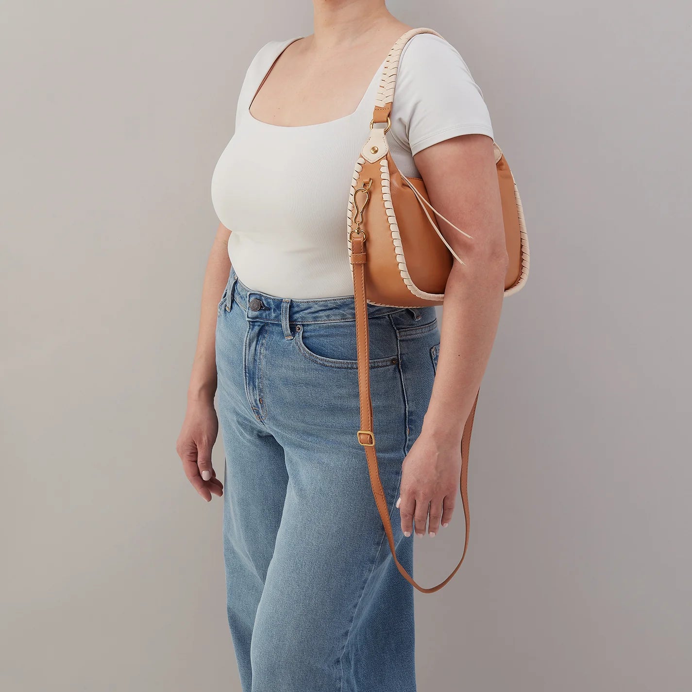 Mia Crescent Hobo Warm Cashew