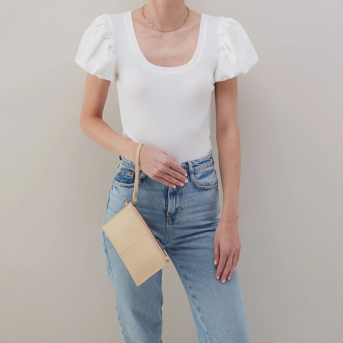 Vida Small Pouch Mood Almond