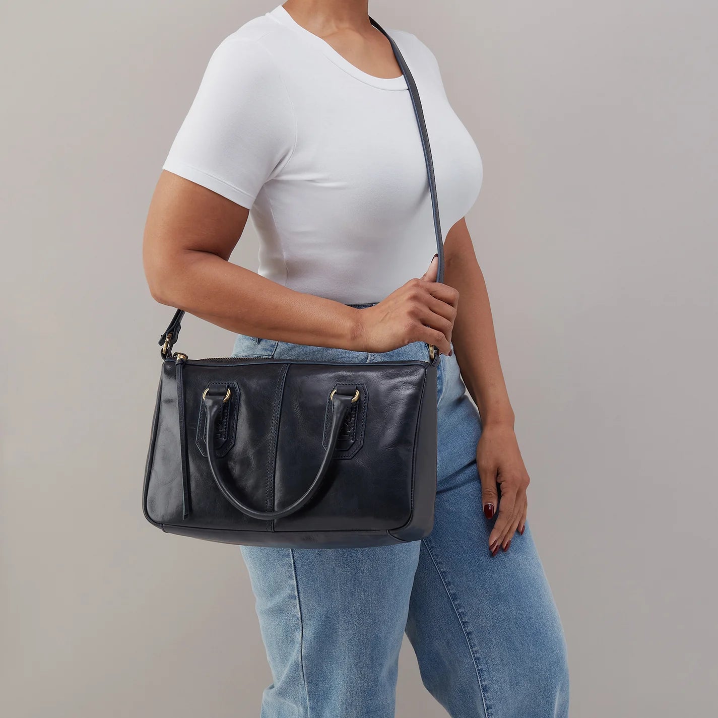 Expedition Satchel Buffed Leather Navy Horizon