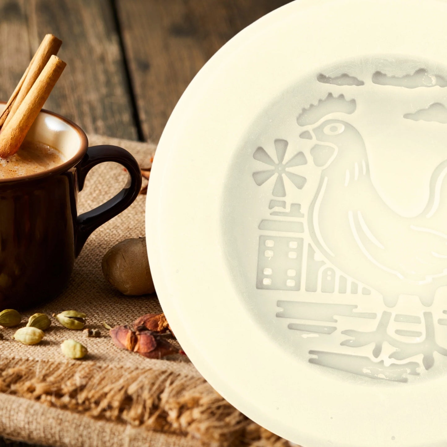 Spiced Vanilla Scented Vessel Rooster