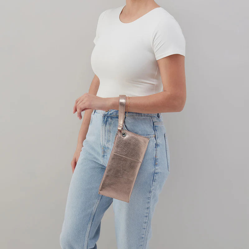 Vida Wristlet Metallic Leather Cameo Quartz