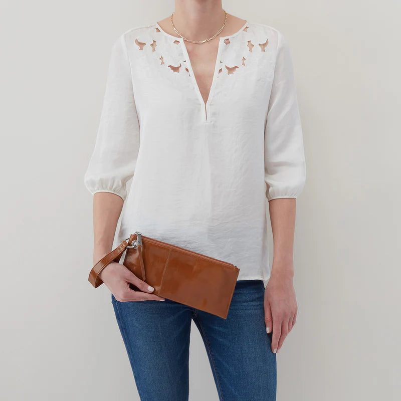 Vida Wristlet Truffle