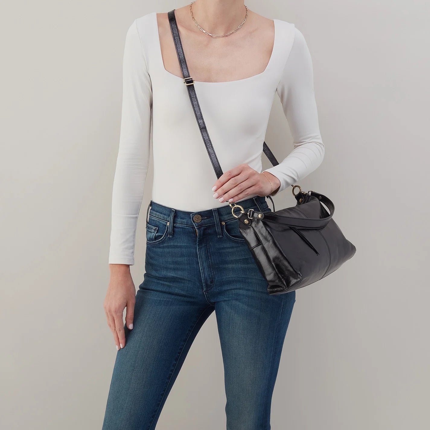 Avon Shoulder Bag Black