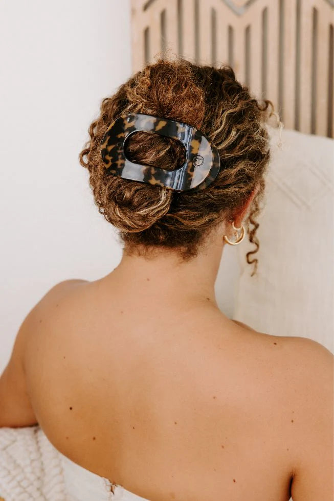 Teleties Large Flat Round Clip Tortoise