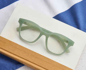 Peepers Readers Zinnia Light Green