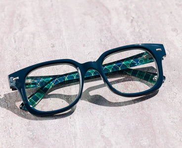 Peepers Readers Glossary Navy/Plaid