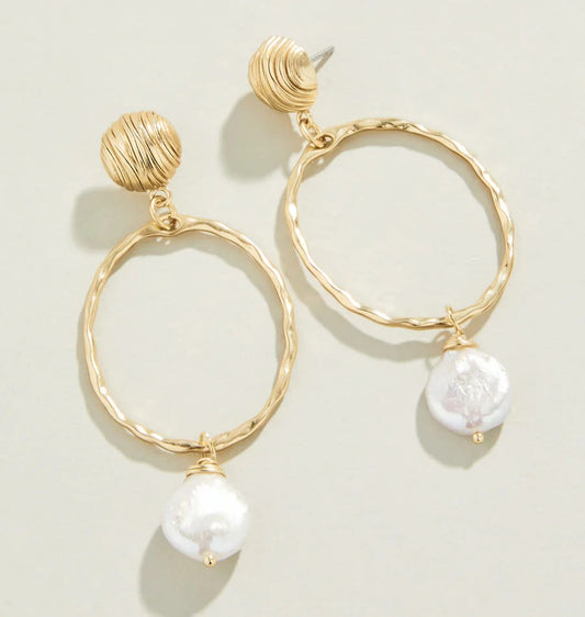 Peyton Earrings Pearl