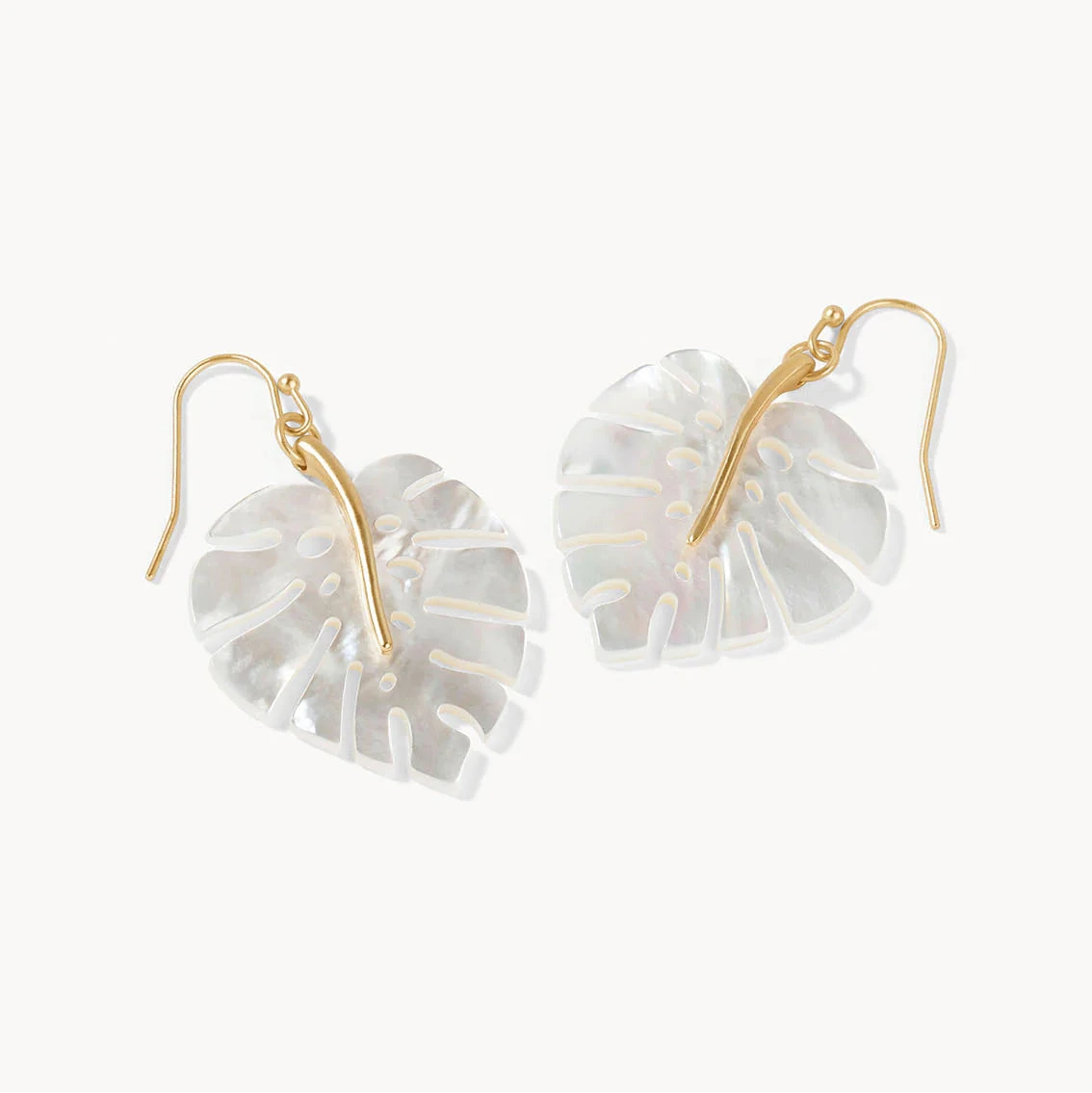 Monstera Earrings Pearlescent