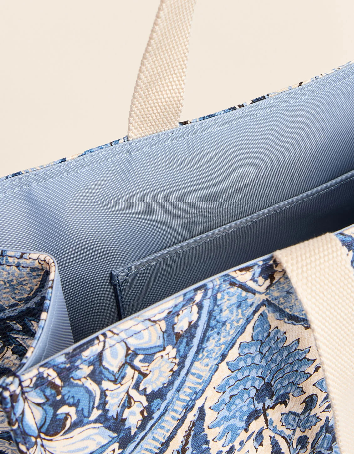 Market Tote Japonica Cartouche Blue