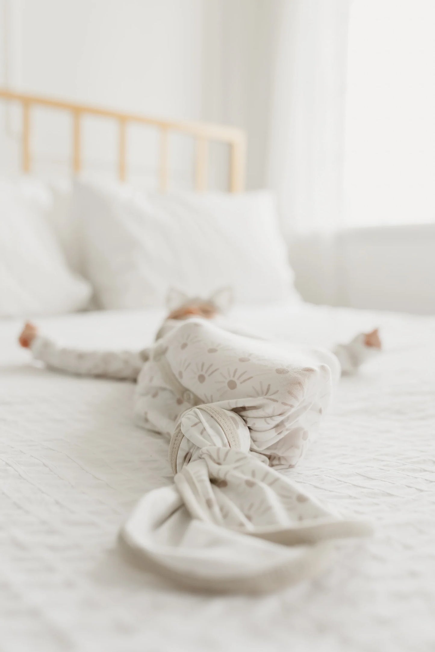 Newborn Knotted Gown Shine