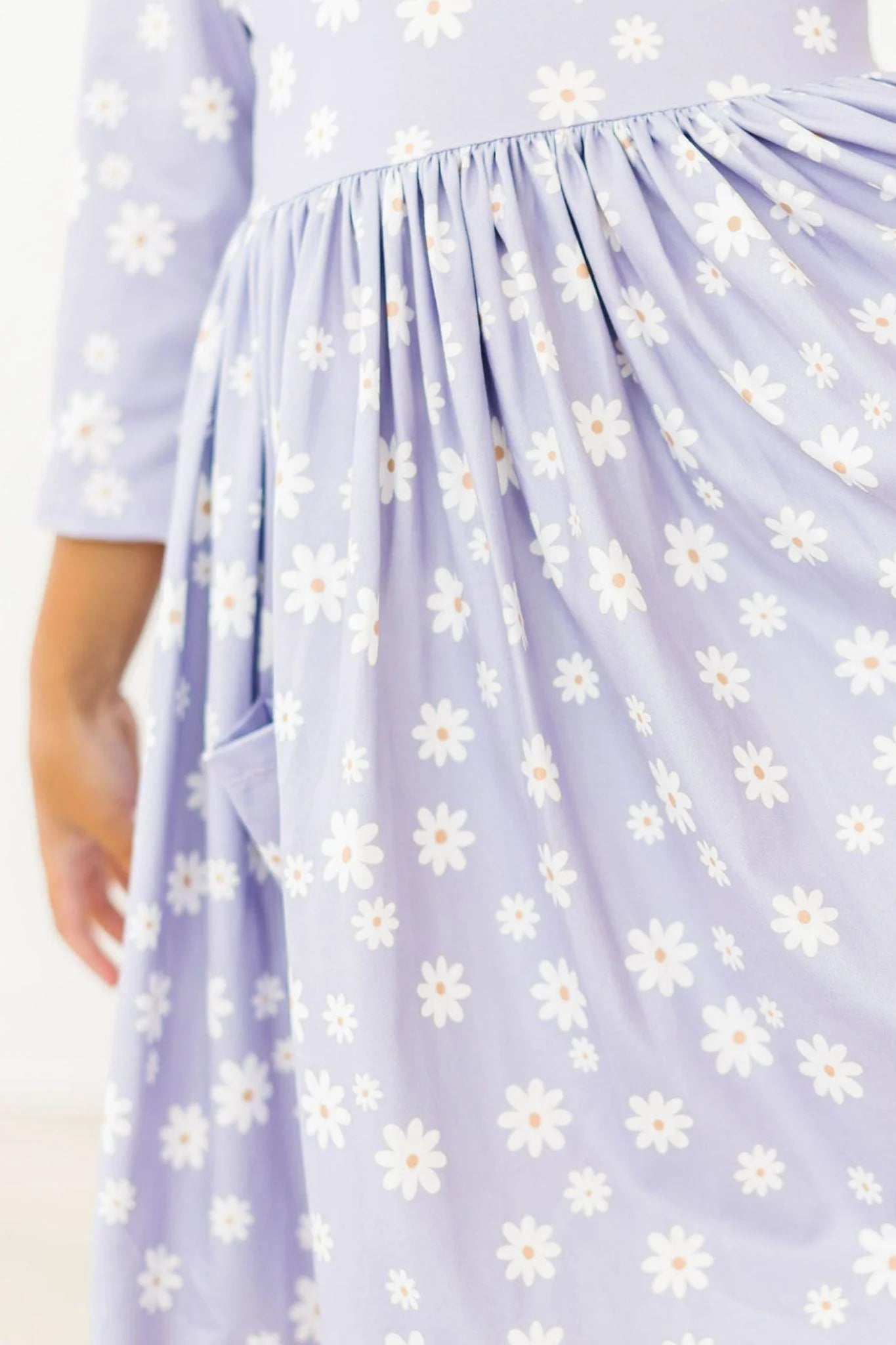 Twirl Pocket Dress Dainty Daisies 3/4 Sleeve