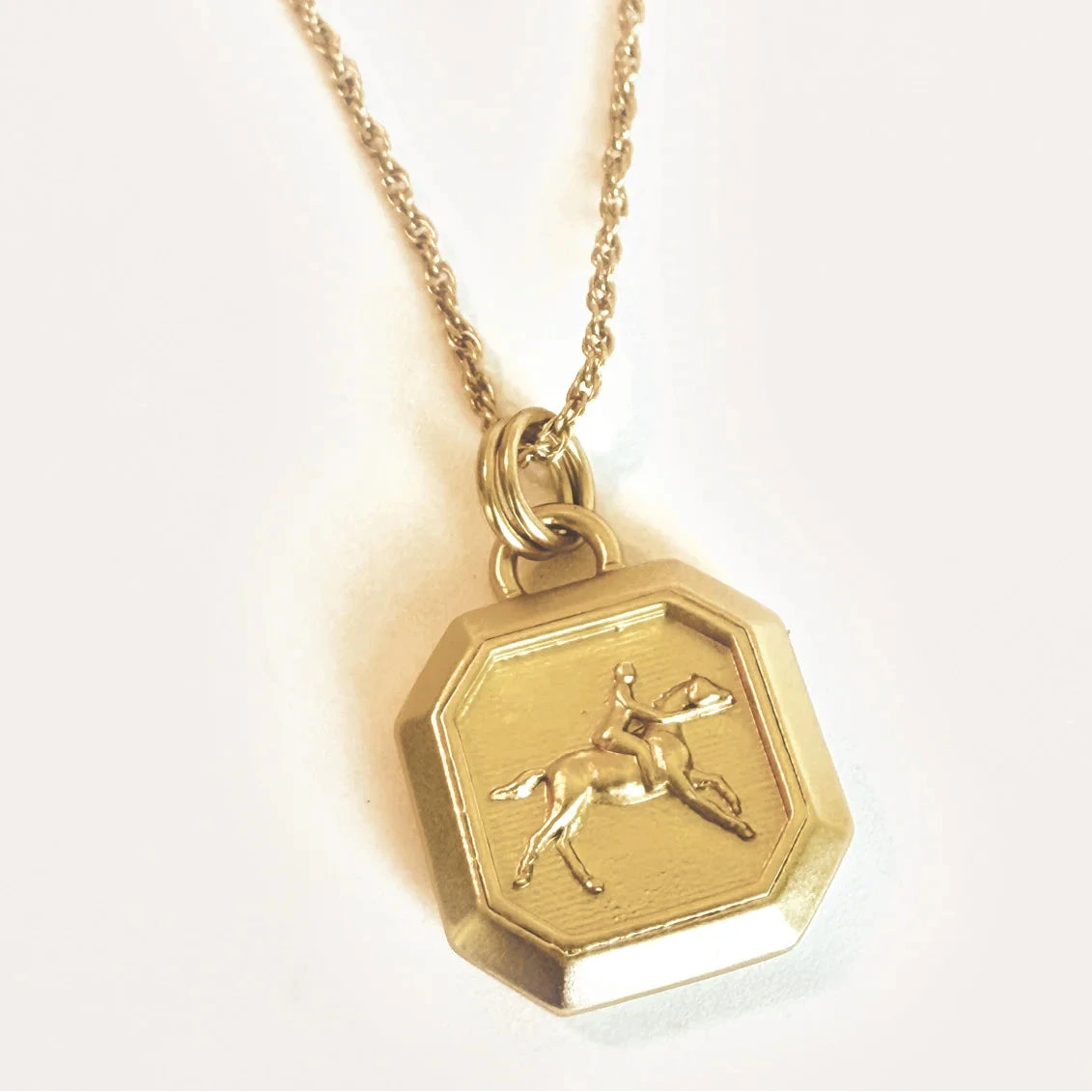 Lucky Horse Necklace 18" Gold