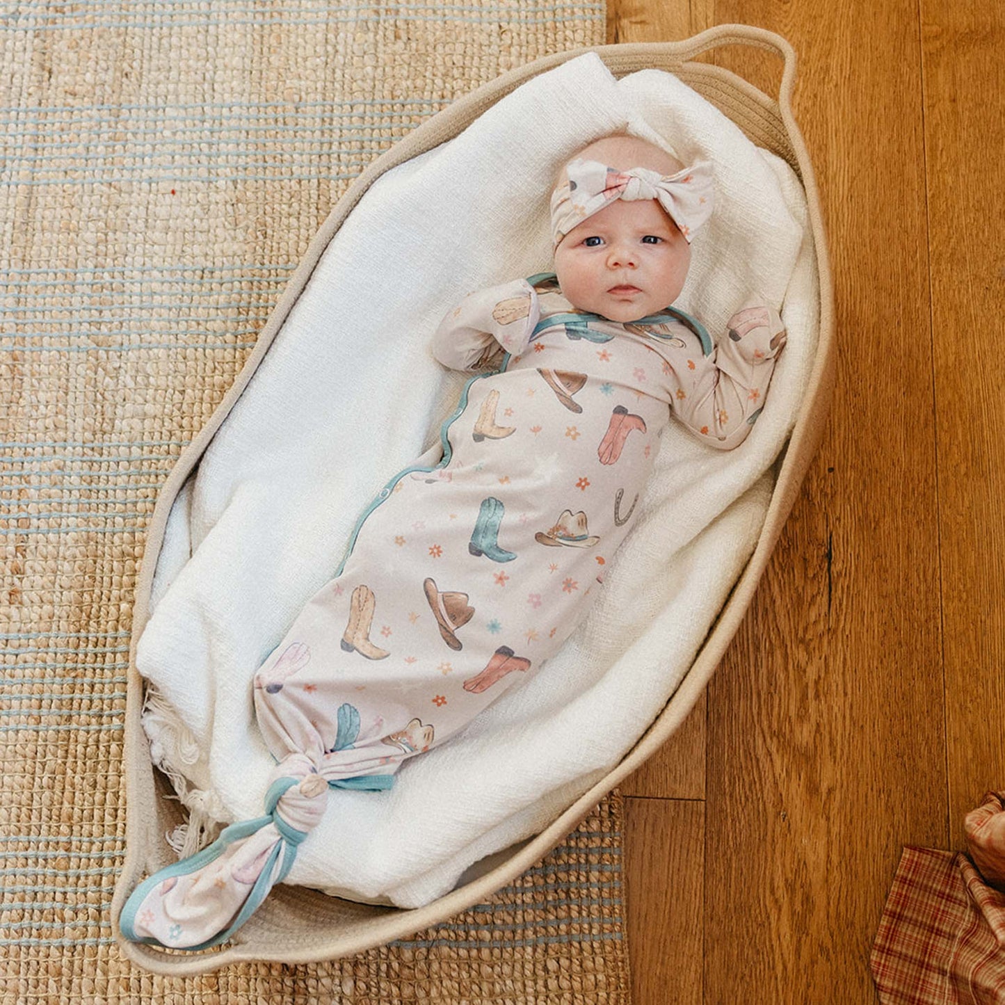 Newborn Knotted Gown Cheyenne