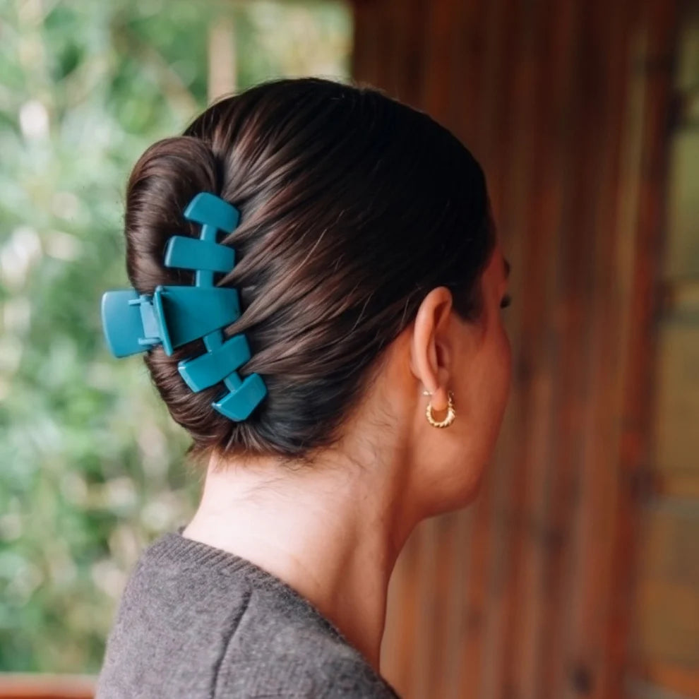 Teal With It Large Classic Claw Clip