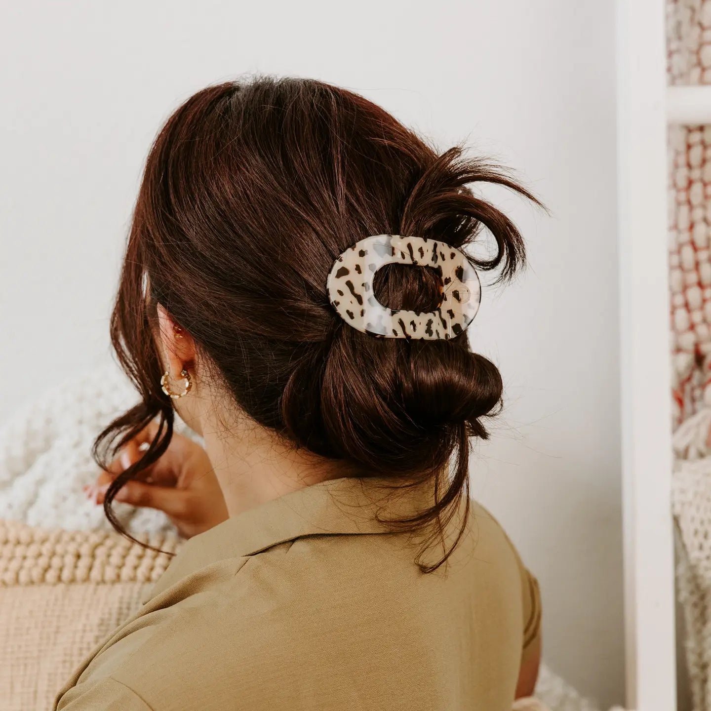 Teleties Medium Flat Round Clip Blonde Tortoise