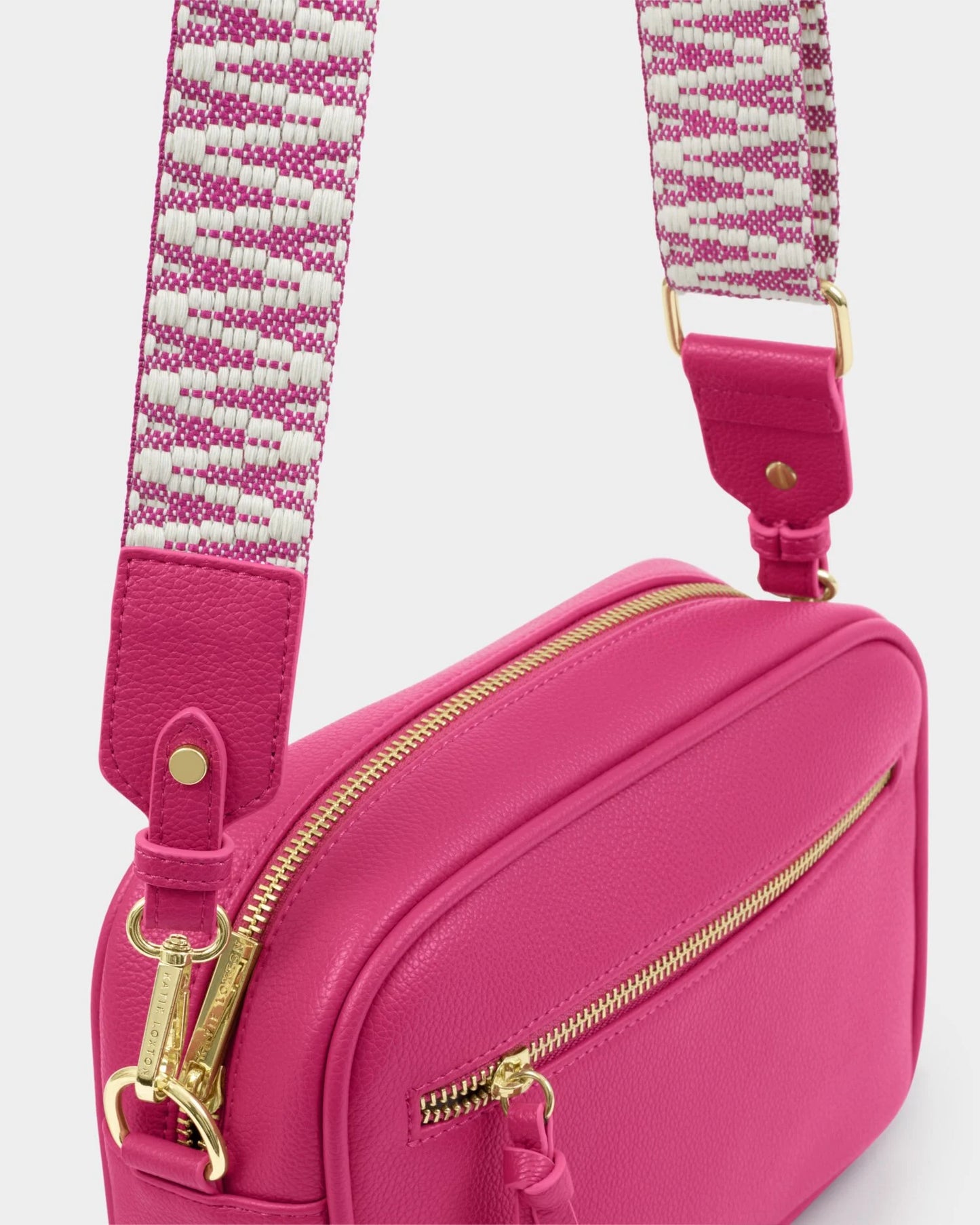 Hallie Crossbody Bag Fuchsia