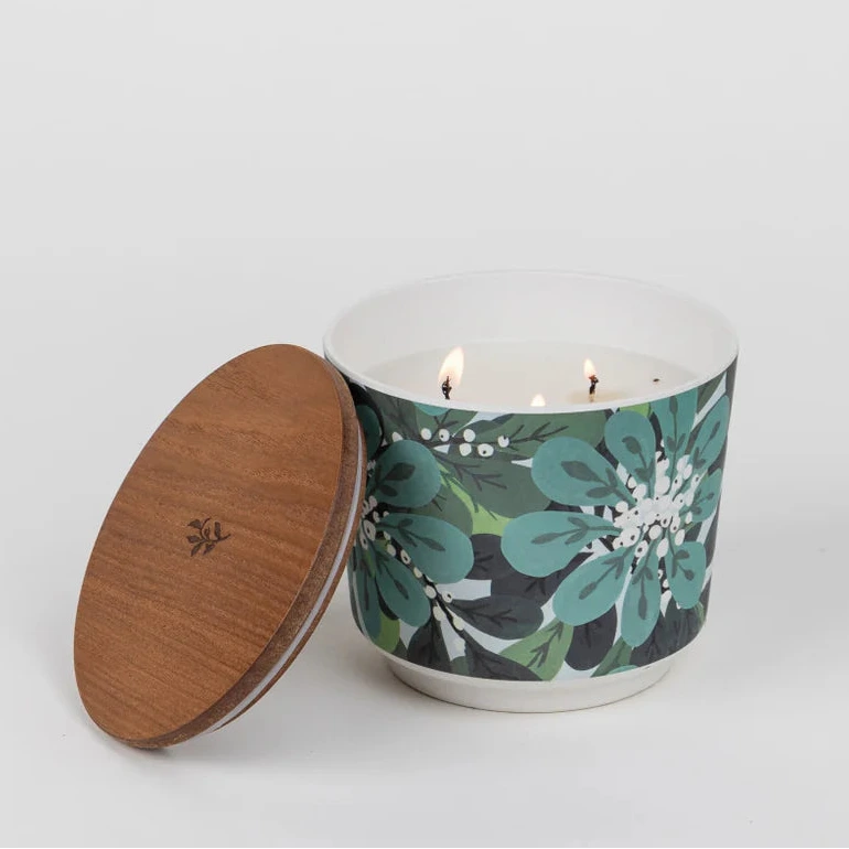 Shimmering Snowberry Patterned 3 Wick Candle