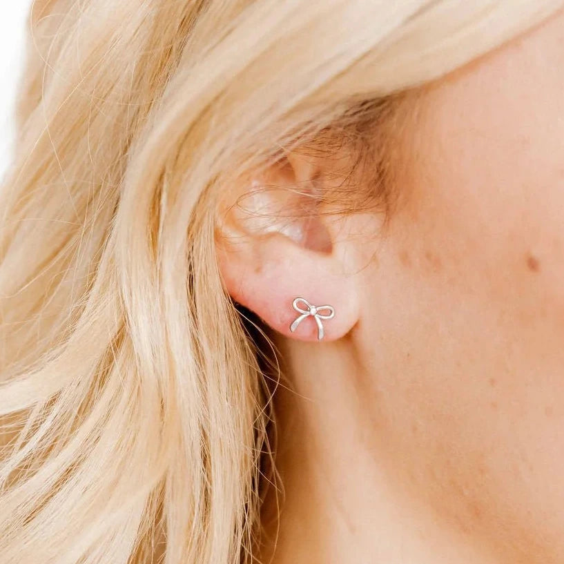 Sadie Bow Silver Screwback Stud Earrings
