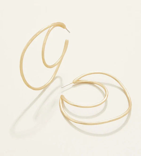 Winding Oak Hoop Earrings Gold